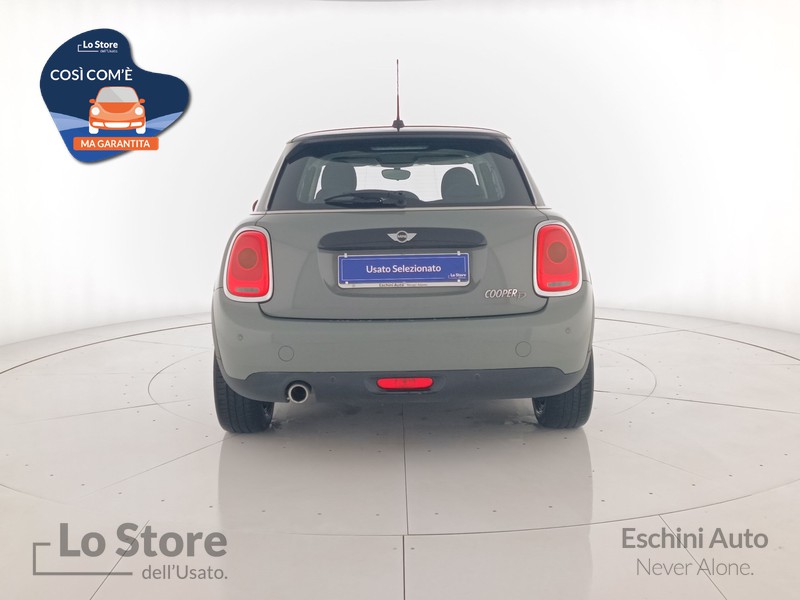 5 - Mini Cooper D 1.5 business 5p auto my18