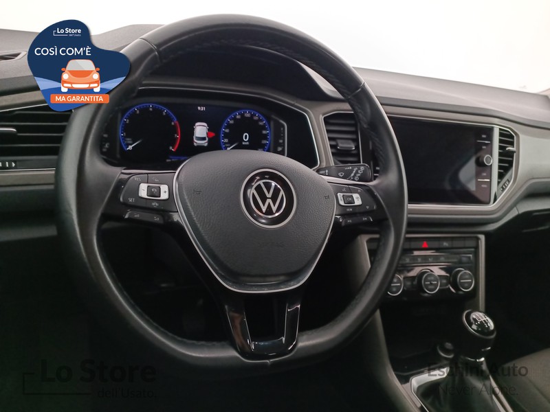 12 - Volkswagen T-Roc 1.0 tsi style 110cv