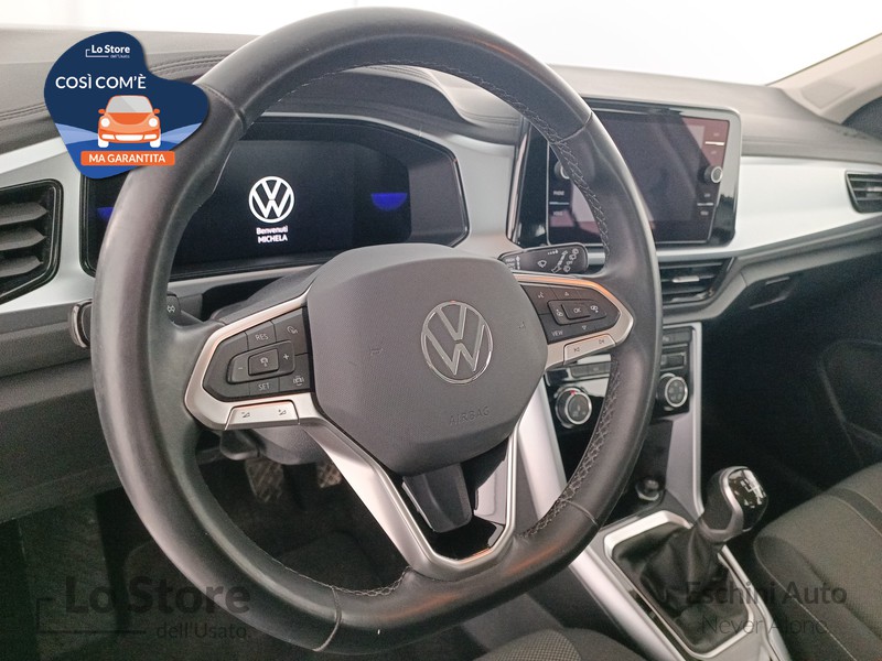 12 - Volkswagen T-Roc 1.0 tsi life 110cv