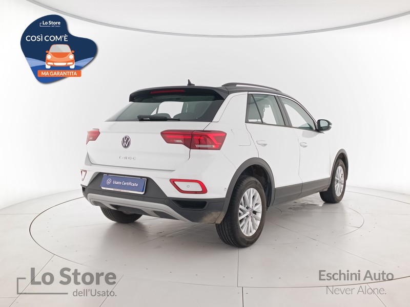 4 - Volkswagen T-Roc 1.0 tsi life 110cv