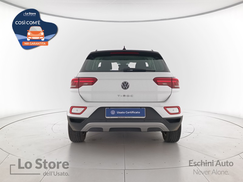 5 - Volkswagen T-Roc 1.0 tsi life 110cv