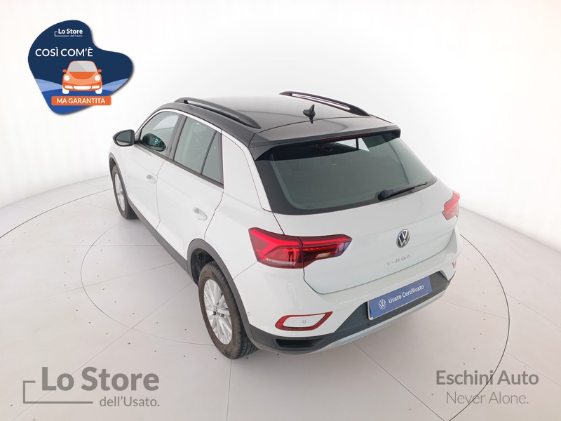 6 - Volkswagen T-Roc 1.0 tsi life 110cv