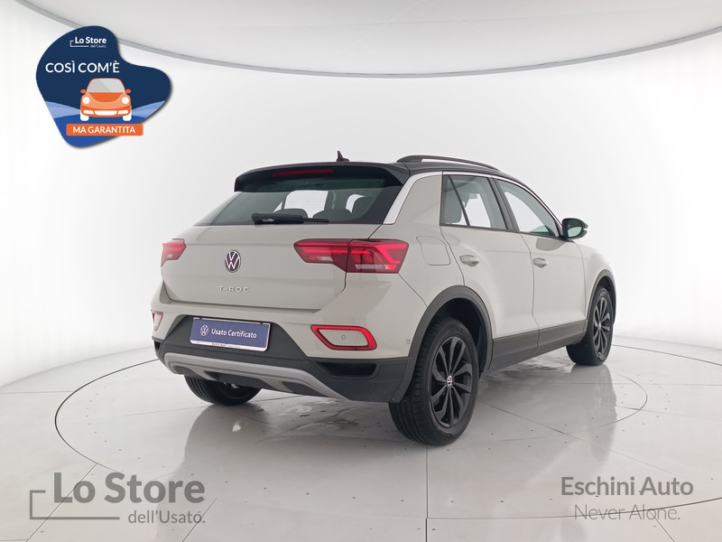 4 - Volkswagen T-Roc 1.0 tsi life 110cv