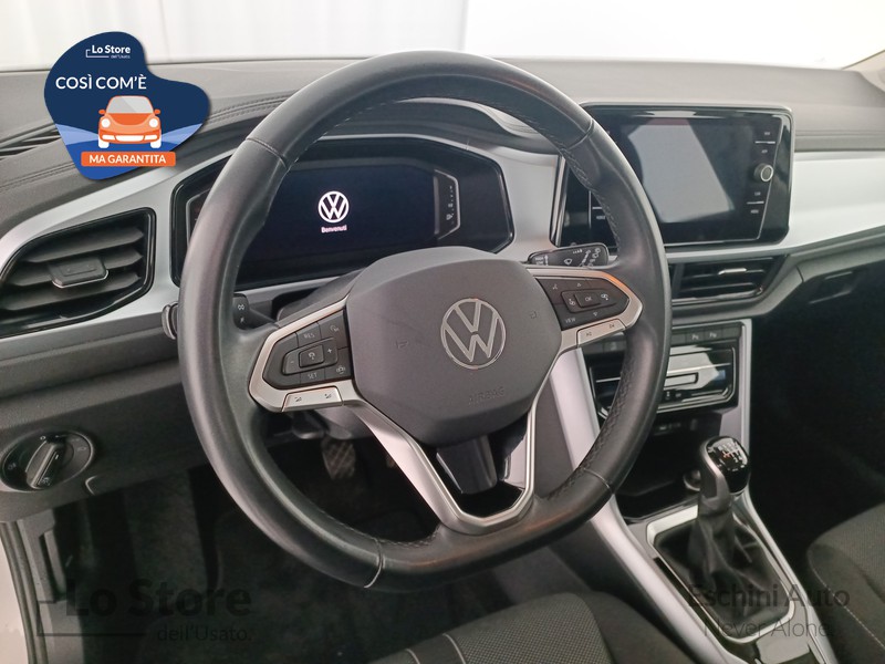 12 - Volkswagen T-Roc 1.0 tsi life 110cv