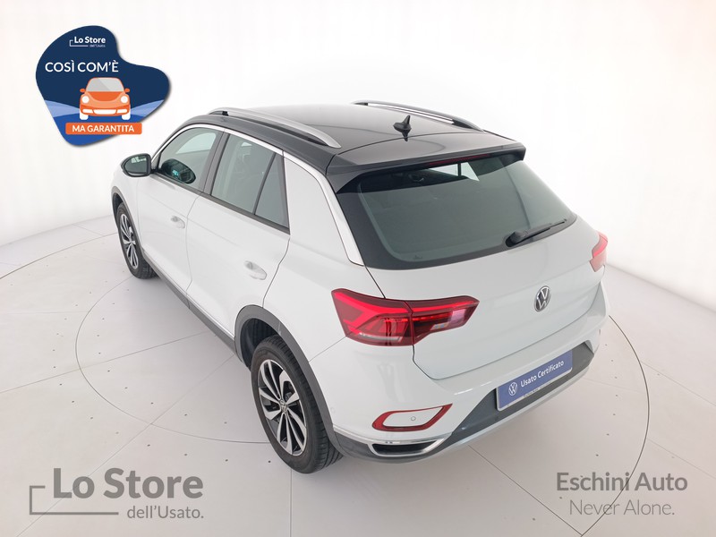 6 - Volkswagen T-Roc 1.0 tsi style 110cv