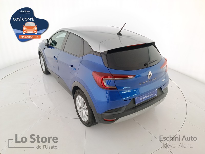 6 - Renault Captur 1.6 e-tech hybrid rs line 145cv auto