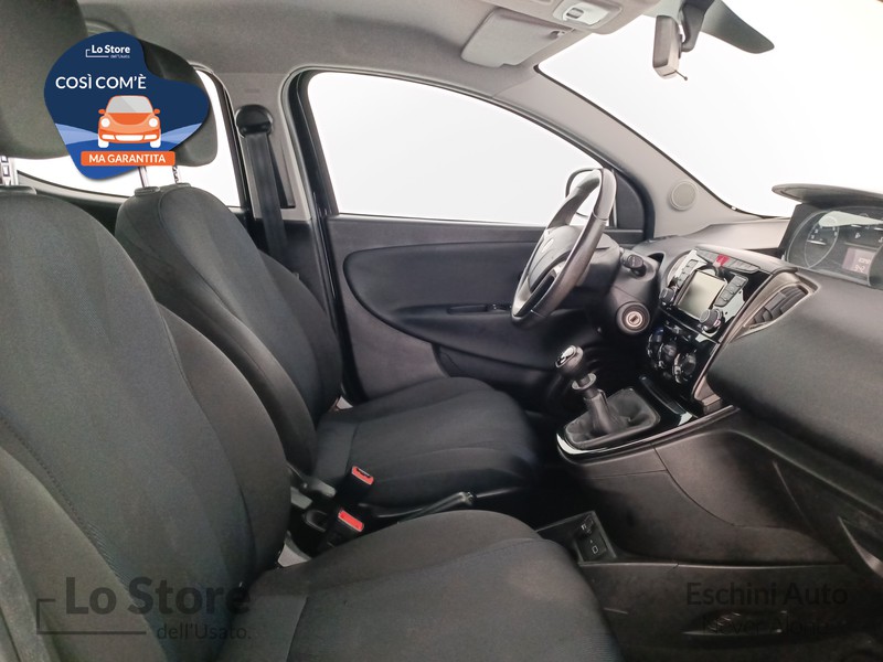 10 - Lancia Ypsilon 1.2 gold ecochic gpl 69cv my19