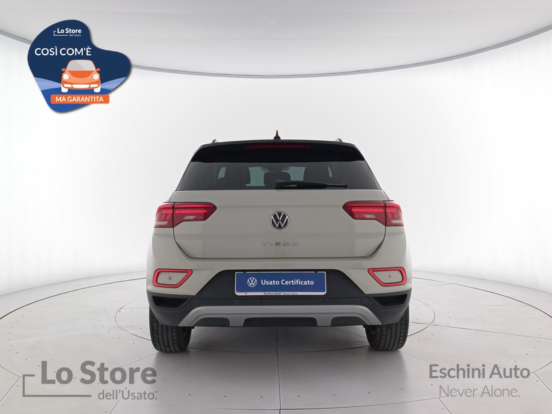 5 - Volkswagen T-Roc 1.0 tsi life 110cv