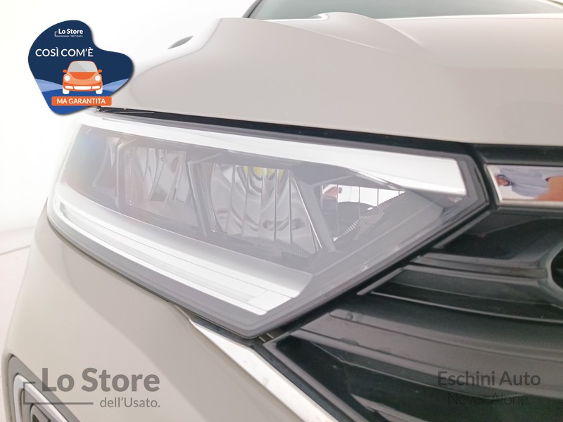 7 - Volkswagen T-Roc 1.0 tsi life 110cv