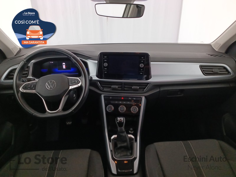 11 - Volkswagen T-Roc 1.0 tsi life 110cv