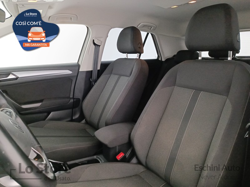 15 - Volkswagen T-Roc 1.0 tsi life 110cv