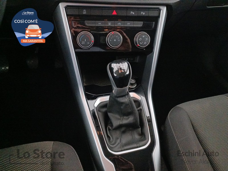 16 - Volkswagen T-Roc 1.0 tsi life 110cv
