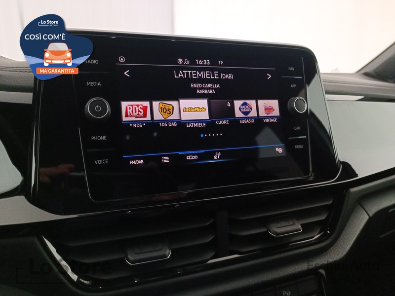 14 - Volkswagen T-Roc 2.0 tdi r-line 115cv