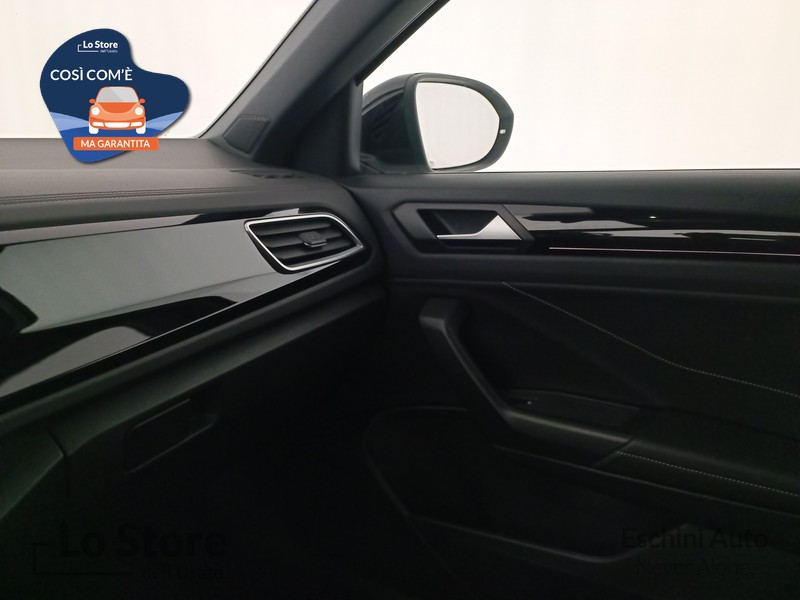 17 - Volkswagen T-Roc 2.0 tdi r-line 115cv