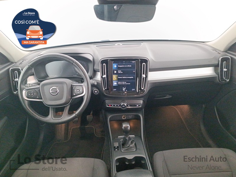11 - Volvo XC40 1.5 t2 momentum my21