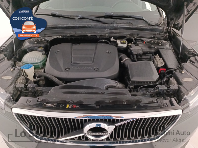 20 - Volvo XC40 1.5 t2 momentum my21