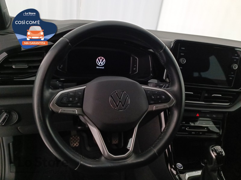 12 - Volkswagen T-Roc 0 tsi style 110cv