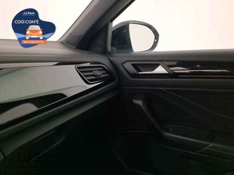 17 - Volkswagen T-Roc 0 tsi style 110cv