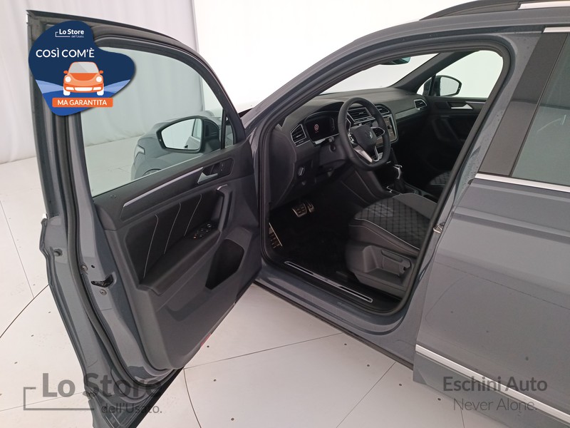 18 - Volkswagen Tiguan 2.0 tdi r-line 150cv dsg