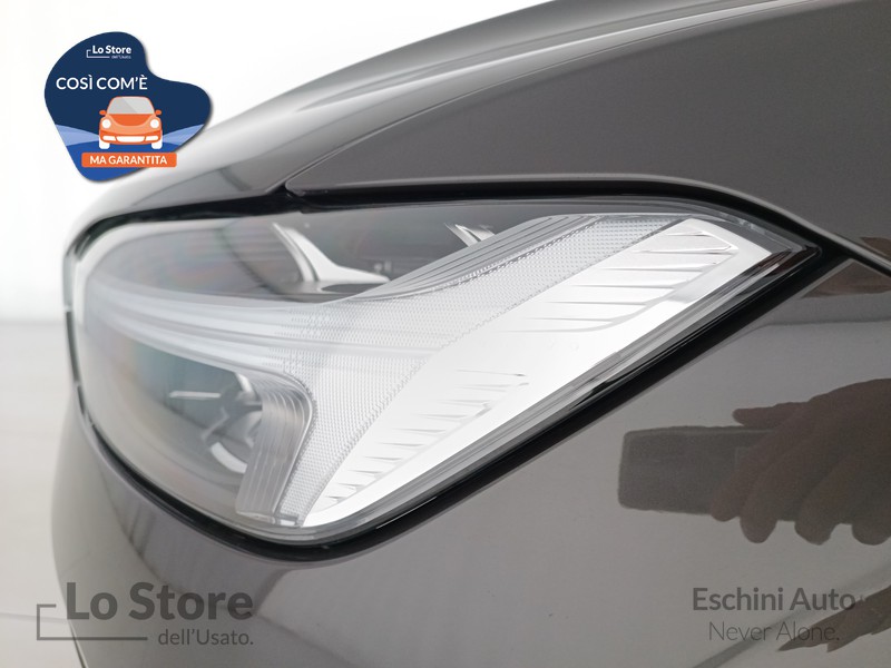 19 - Volvo XC60 2.0 b4 momentum pro awd auto