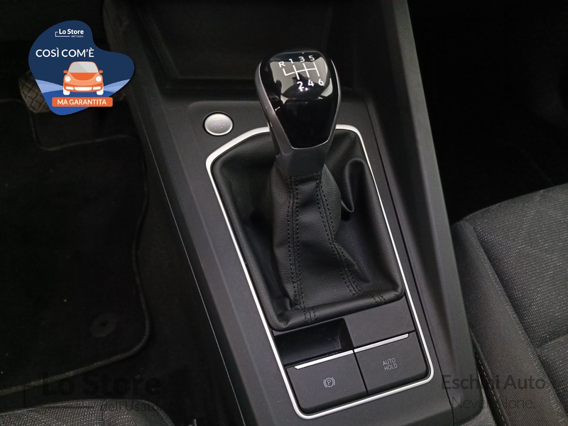 16 - Volkswagen Golf 1.0 tsi evo life 110cv
