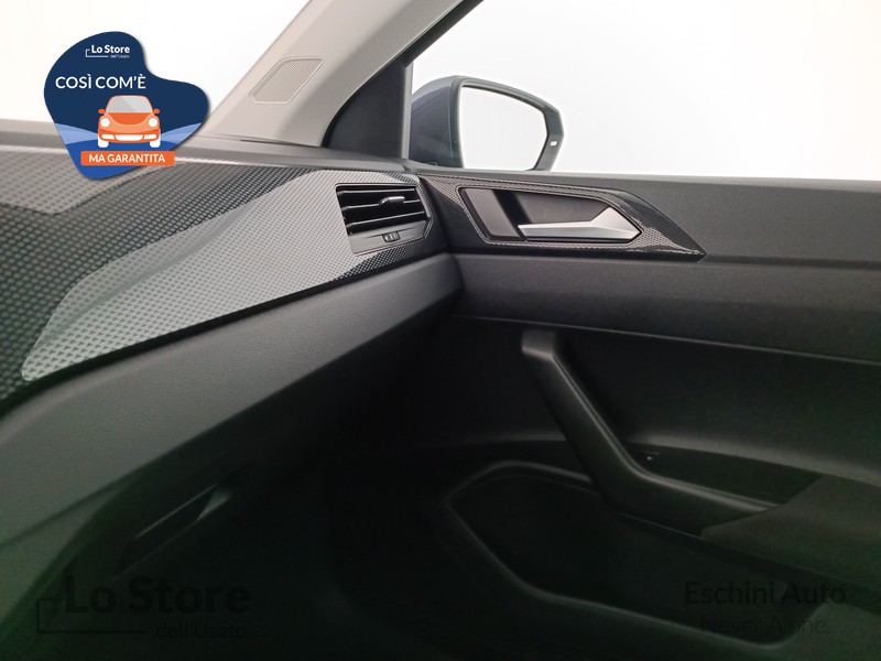 17 - Volkswagen Polo 1.0 tsi life 95cv