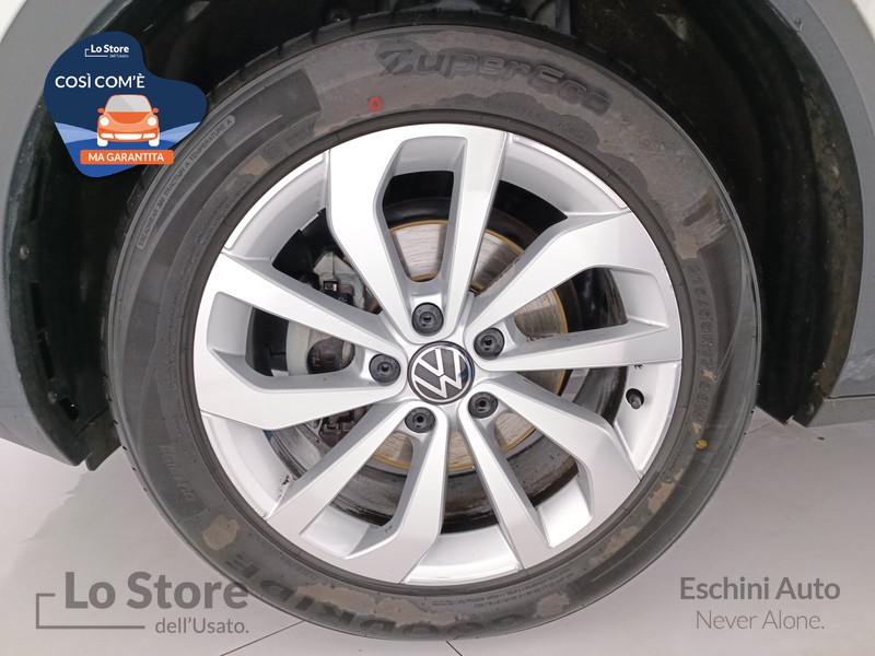 8 - Volkswagen T-Roc 2.0 tdi style 115cv