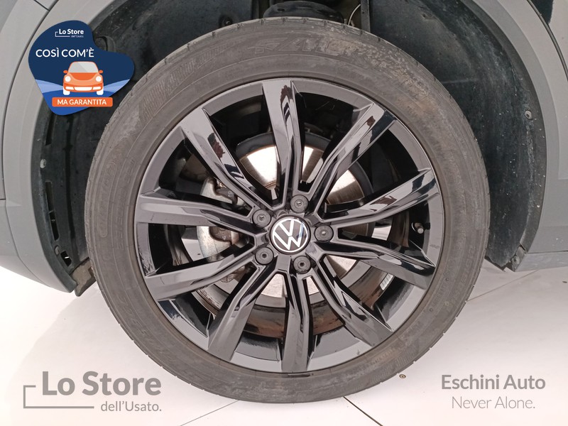 8 - Volkswagen T-Roc 0 tsi style 110cv