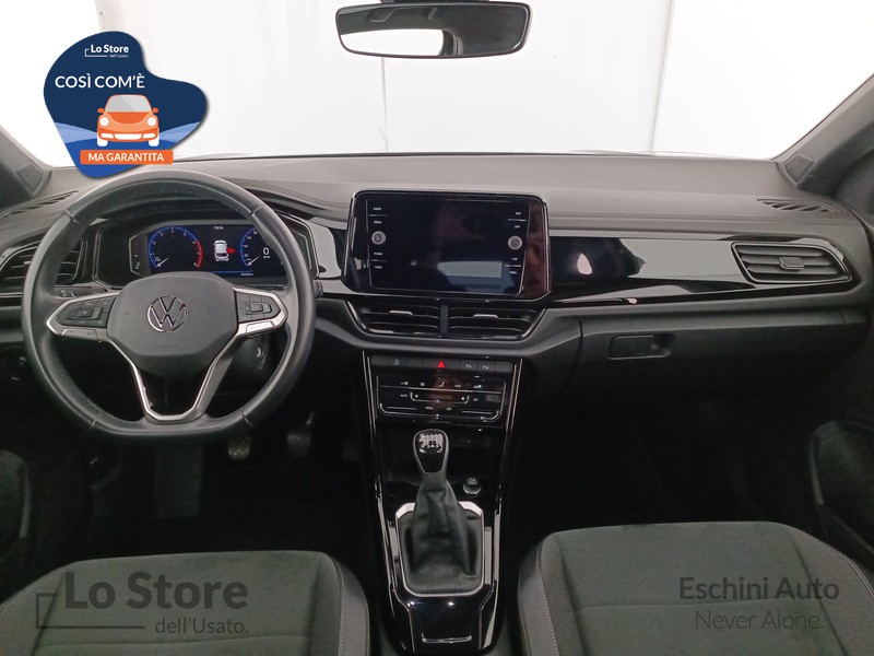 11 - Volkswagen T-Roc 0 tsi style 110cv