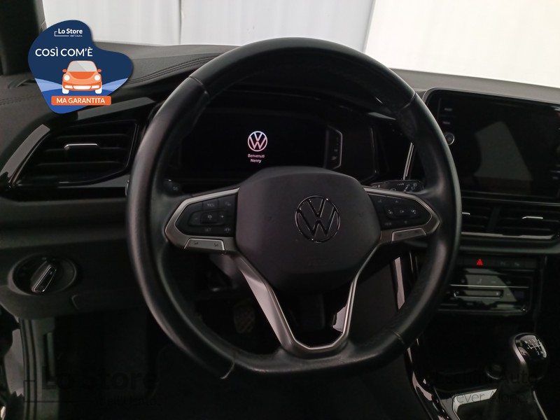 12 - Volkswagen T-Roc 0 tsi style 110cv