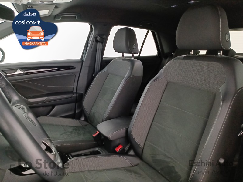 15 - Volkswagen T-Roc 0 tsi style 110cv