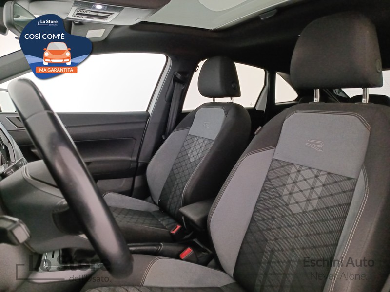 15 - Volkswagen Taigo 1.0 tsi r-line 110cv