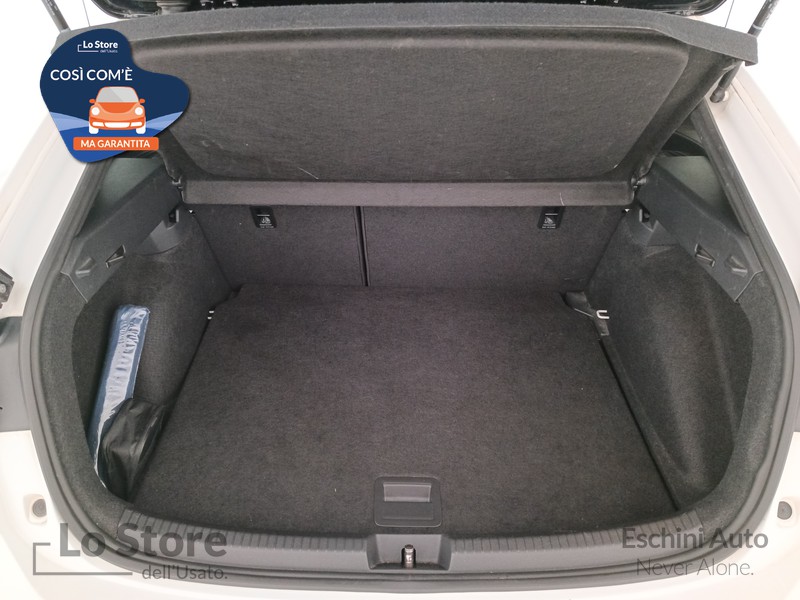 21 - Volkswagen Taigo 1.0 tsi r-line 110cv