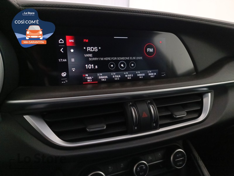 14 - Alfa Romeo Stelvio 2.2 t ti q4 210cv auto