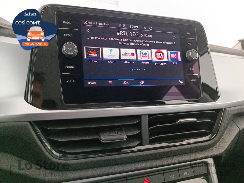 14 - Volkswagen T-Roc 2.0 tdi life 115cv