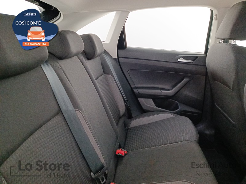 9 - Volkswagen Taigo 1.0 tsi life 110cv