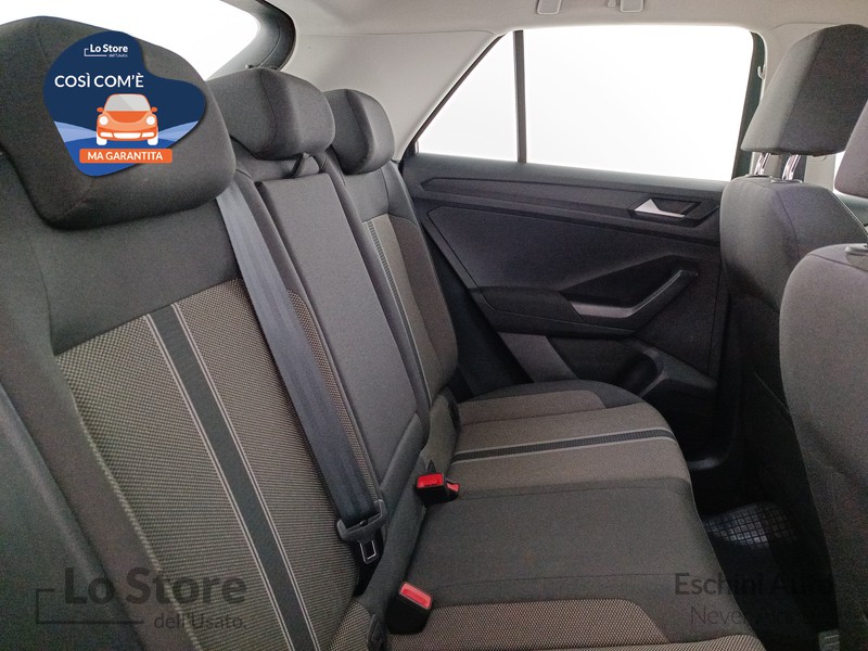 9 - Volkswagen T-Roc 1.0 tsi style 110cv
