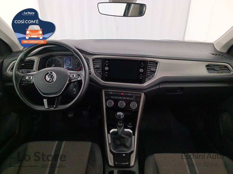 11 - Volkswagen T-Roc 1.0 tsi style 110cv