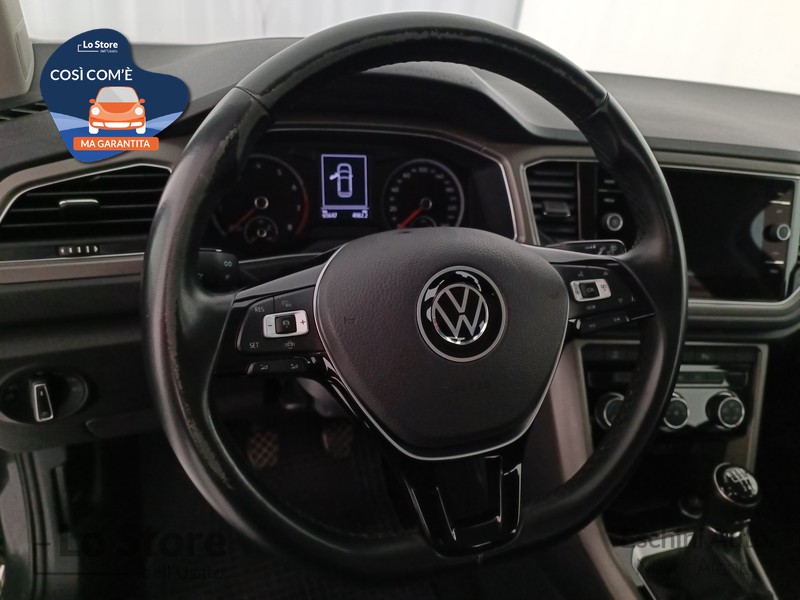 12 - Volkswagen T-Roc 1.0 tsi style 110cv