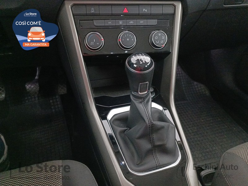 16 - Volkswagen T-Roc 1.0 tsi style 110cv