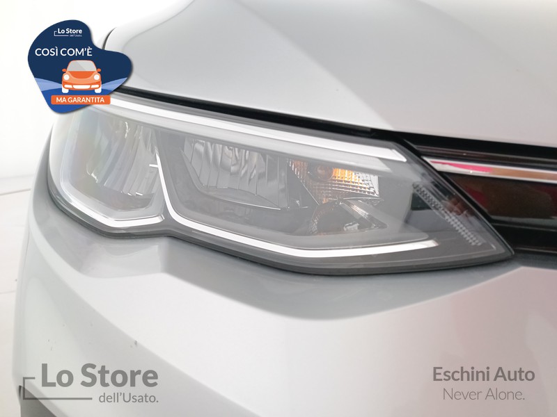 7 - Volkswagen Golf 1.0 etsi evo life 110cv dsg