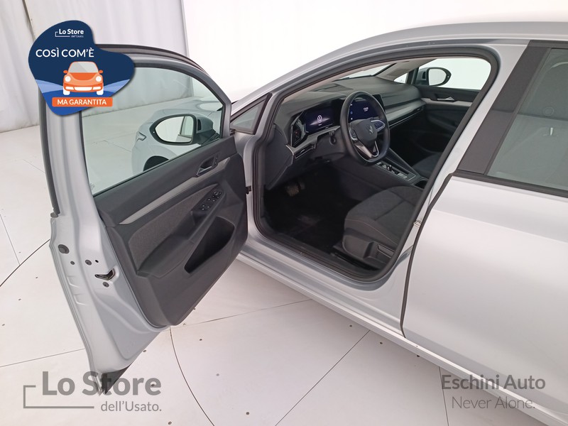 18 - Volkswagen Golf 1.0 etsi evo life 110cv dsg