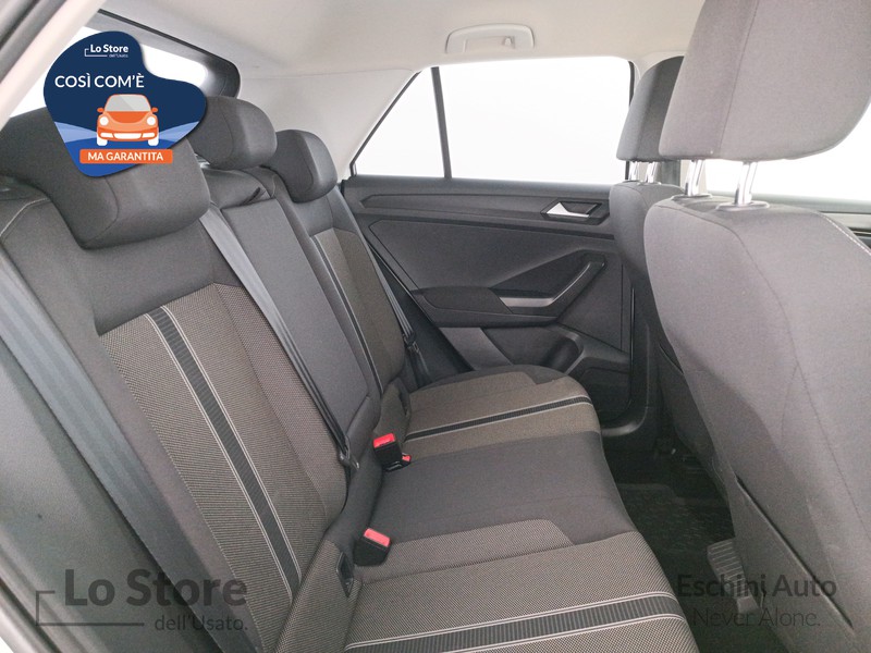9 - Volkswagen T-Roc 1.0 tsi style 115cv