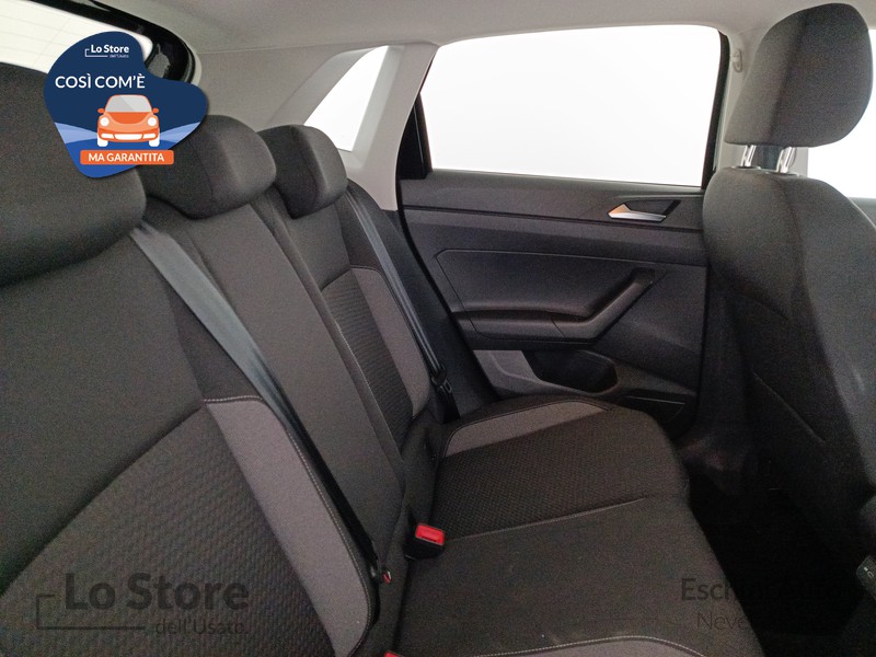 9 - Volkswagen Polo 1.0 tsi life 95cv