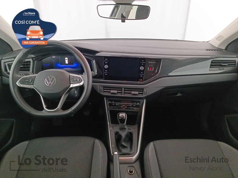 11 - Volkswagen Polo 1.0 tsi life 95cv