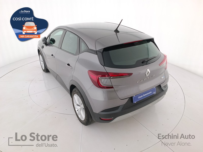 6 - Renault Captur 1.6 e-tech hybrid zen 145cv auto