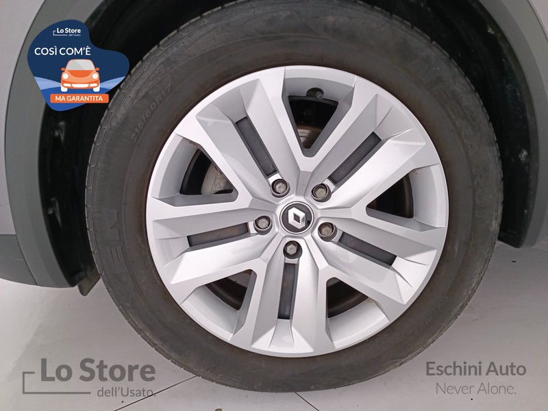 8 - Renault Captur 1.6 e-tech hybrid zen 145cv auto