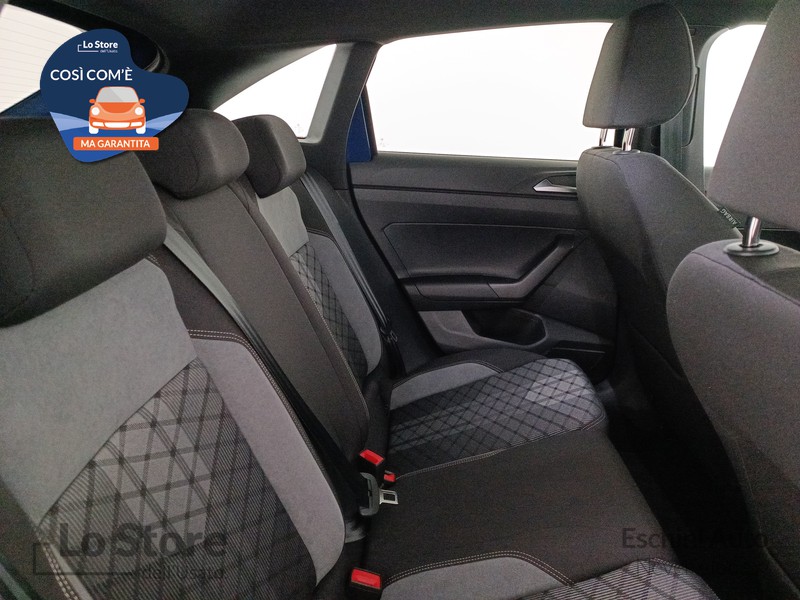 9 - Volkswagen Taigo 1.0 tsi r-line 110cv