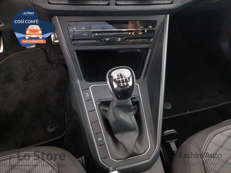 16 - Volkswagen Taigo 1.0 tsi r-line 110cv