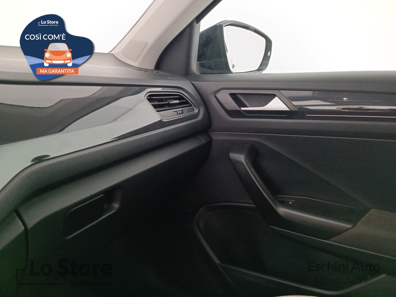 17 - Volkswagen T-Roc 2.0 tdi advanced 4motion